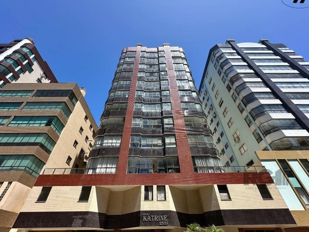 Apartamento à venda com 2 quartos, 67m² - Foto 21