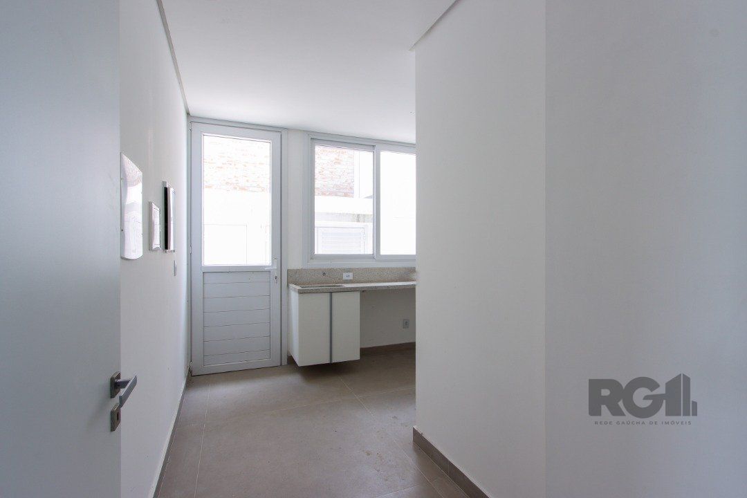 Casa de Condomínio à venda com 4 quartos, 300m² - Foto 11
