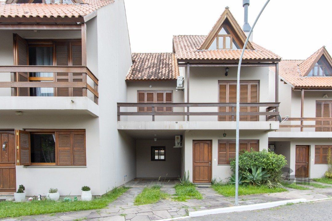 Casa de Condomínio à venda com 3 quartos, 197m² - Foto 3