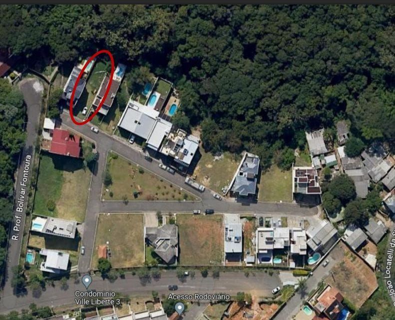 Terreno a venda em Condominio Fechado!