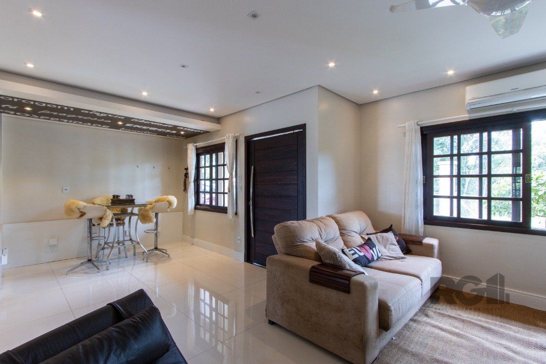 Casa de Condomínio à venda com 3 quartos, 360m² - Foto 9