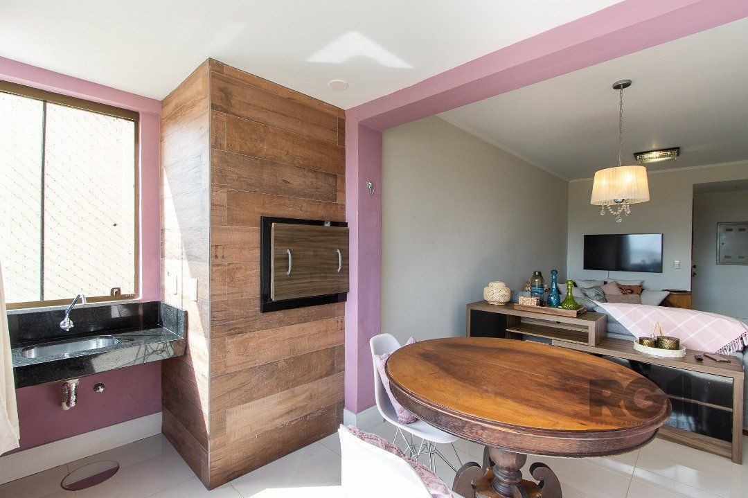 Apartamento à venda com 3 quartos, 95m² - Foto 1