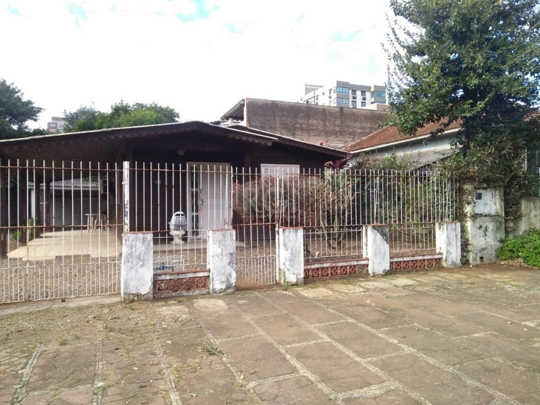 Casa à venda com 2 quartos, 220m² - Foto 3