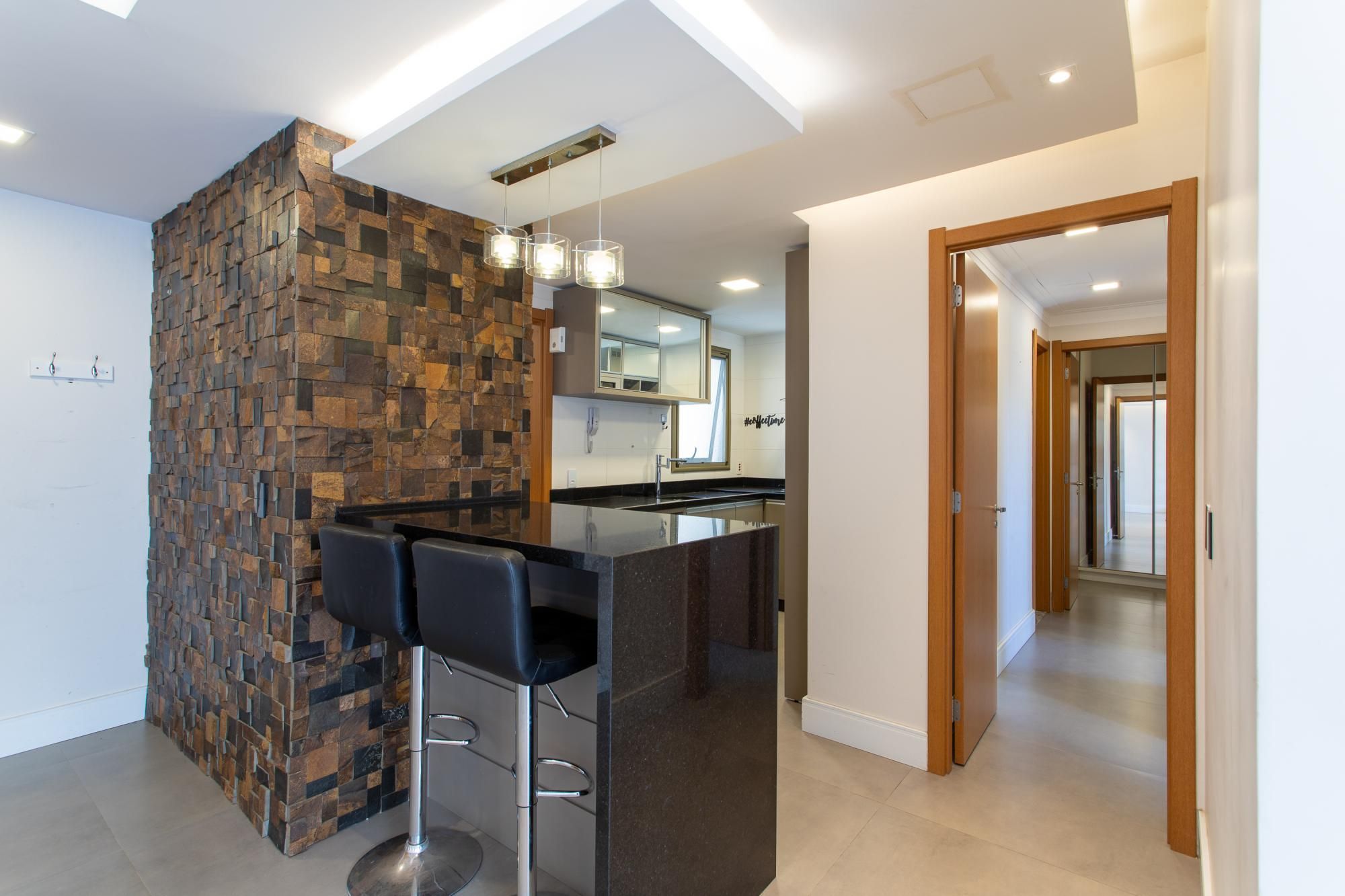 Apartamento à venda com 3 quartos, 89m² - Foto 7