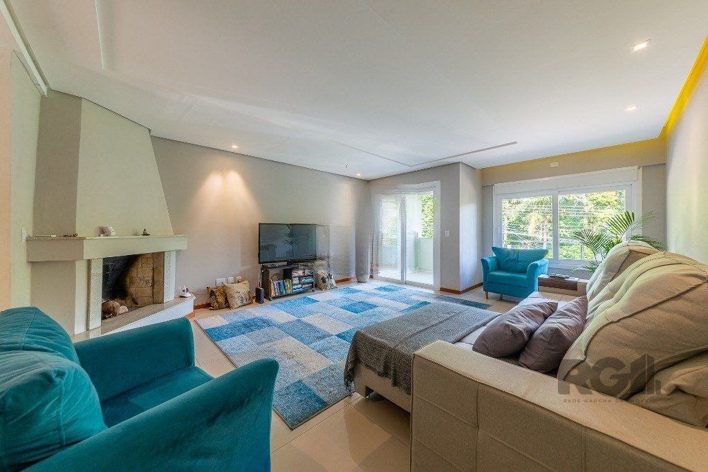 Casa à venda com 3 quartos, 236m² - Foto 6