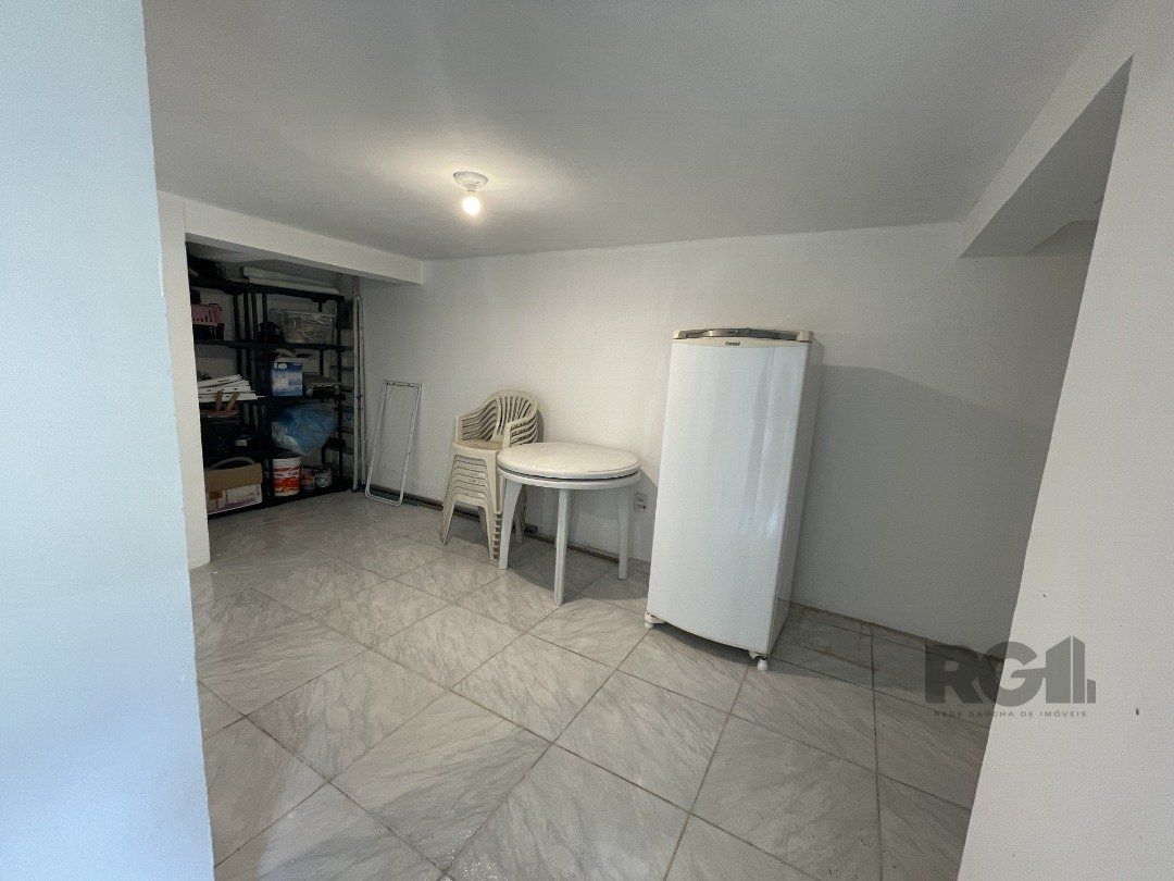 Casa de Condomínio à venda com 3 quartos, 216m² - Foto 8