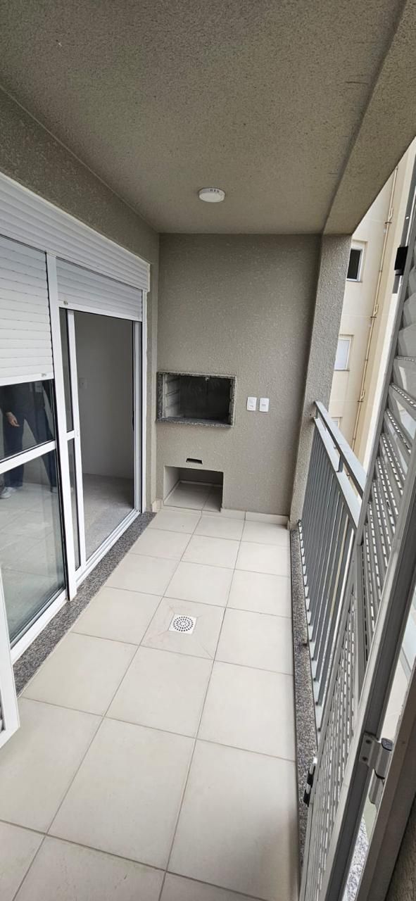 Apartamento à venda com 2 quartos, 63m² - Foto 6