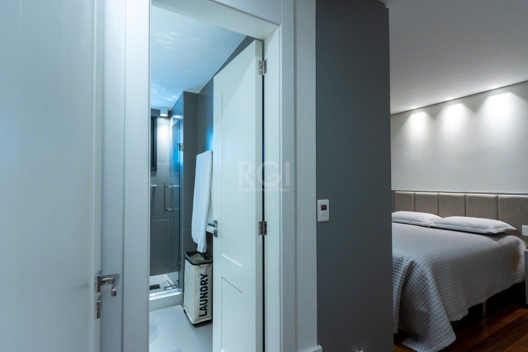Apartamento à venda com 3 quartos, 256m² - Foto 39