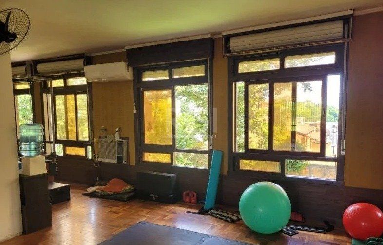 Casa, 3 quartos, 205 m² - Foto 2