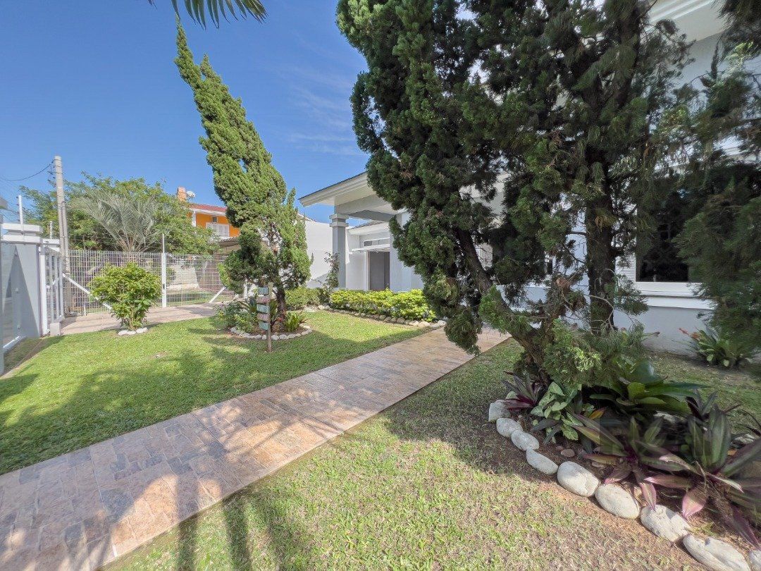 Casa à venda com 5 quartos, 350m² - Foto 19