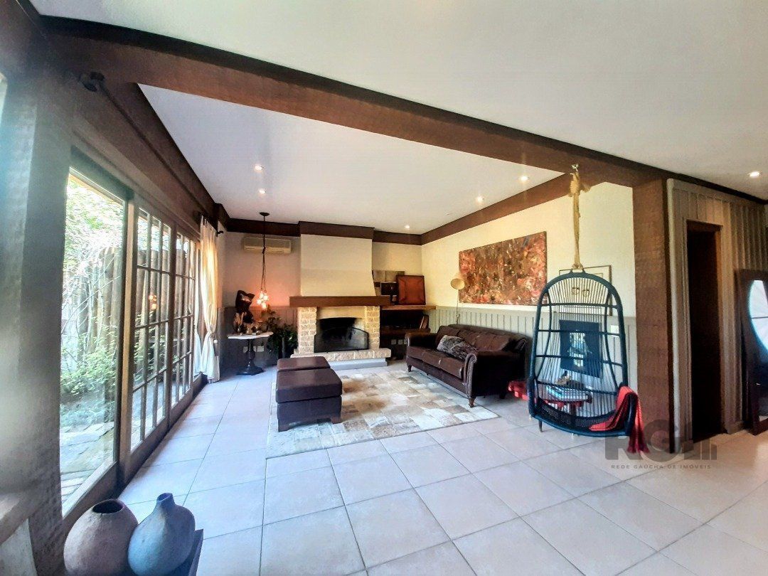Casa de Condomínio à venda com 6 quartos, 384m² - Foto 4
