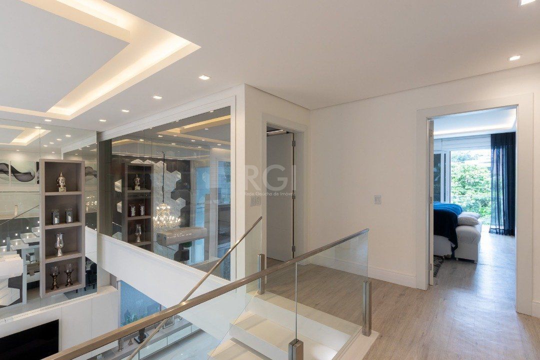 Casa de Condomínio à venda com 3 quartos, 239m² - Foto 29