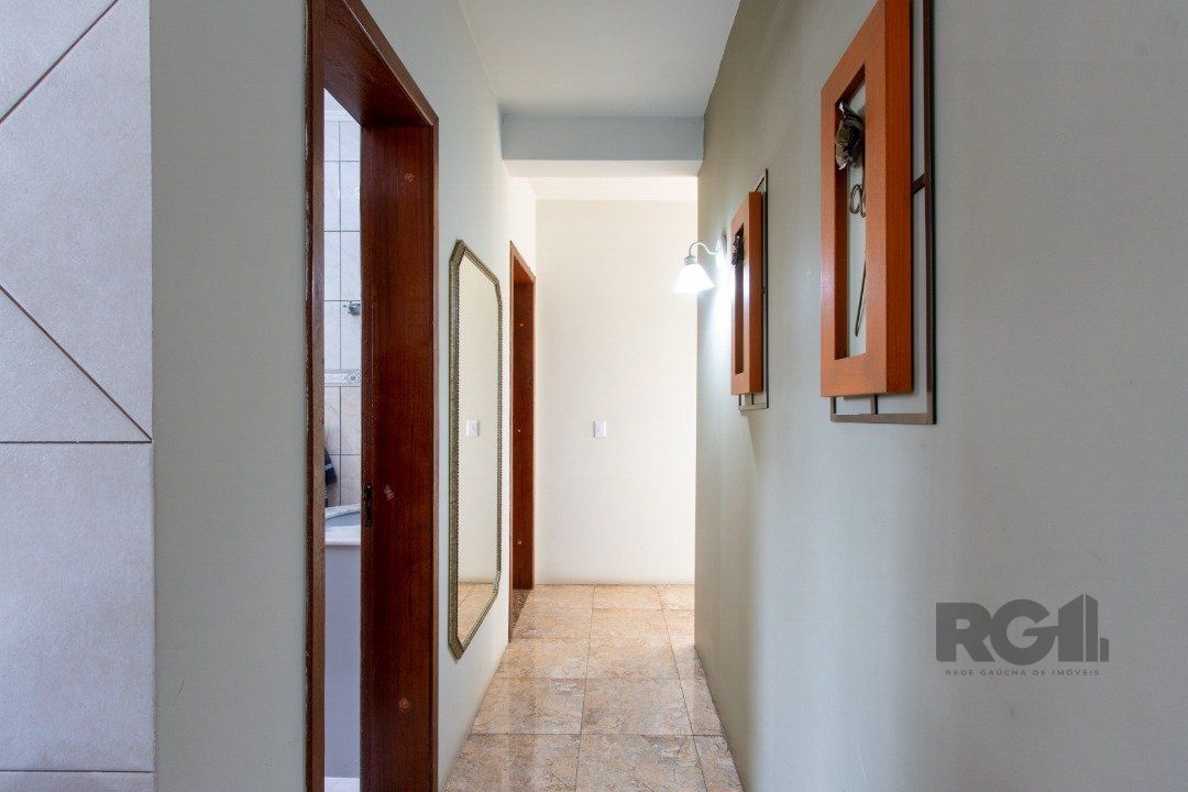 Casa à venda com 6 quartos, 288m² - Foto 49