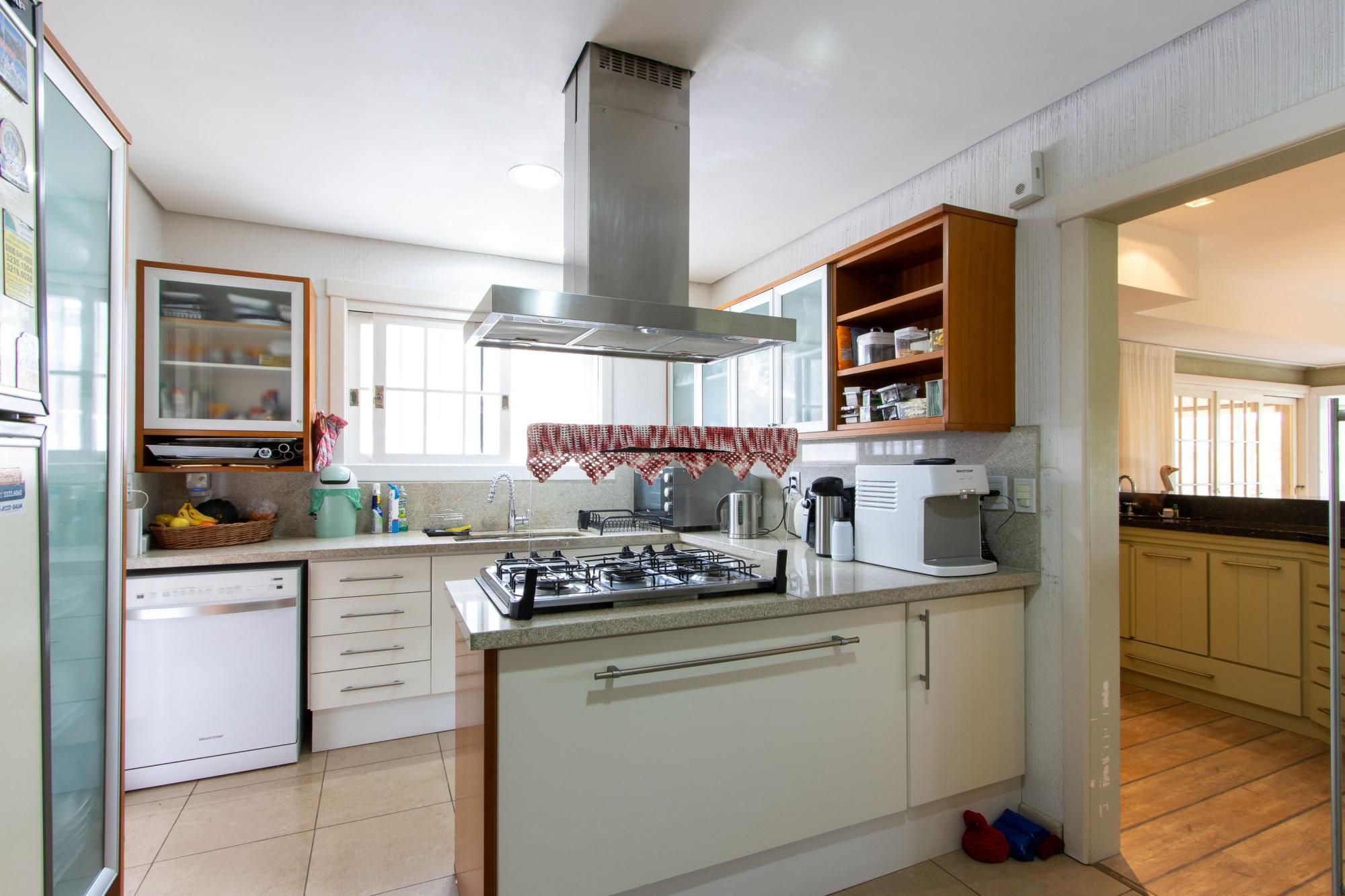 Casa de Condomínio à venda com 4 quartos, 553m² - Foto 37