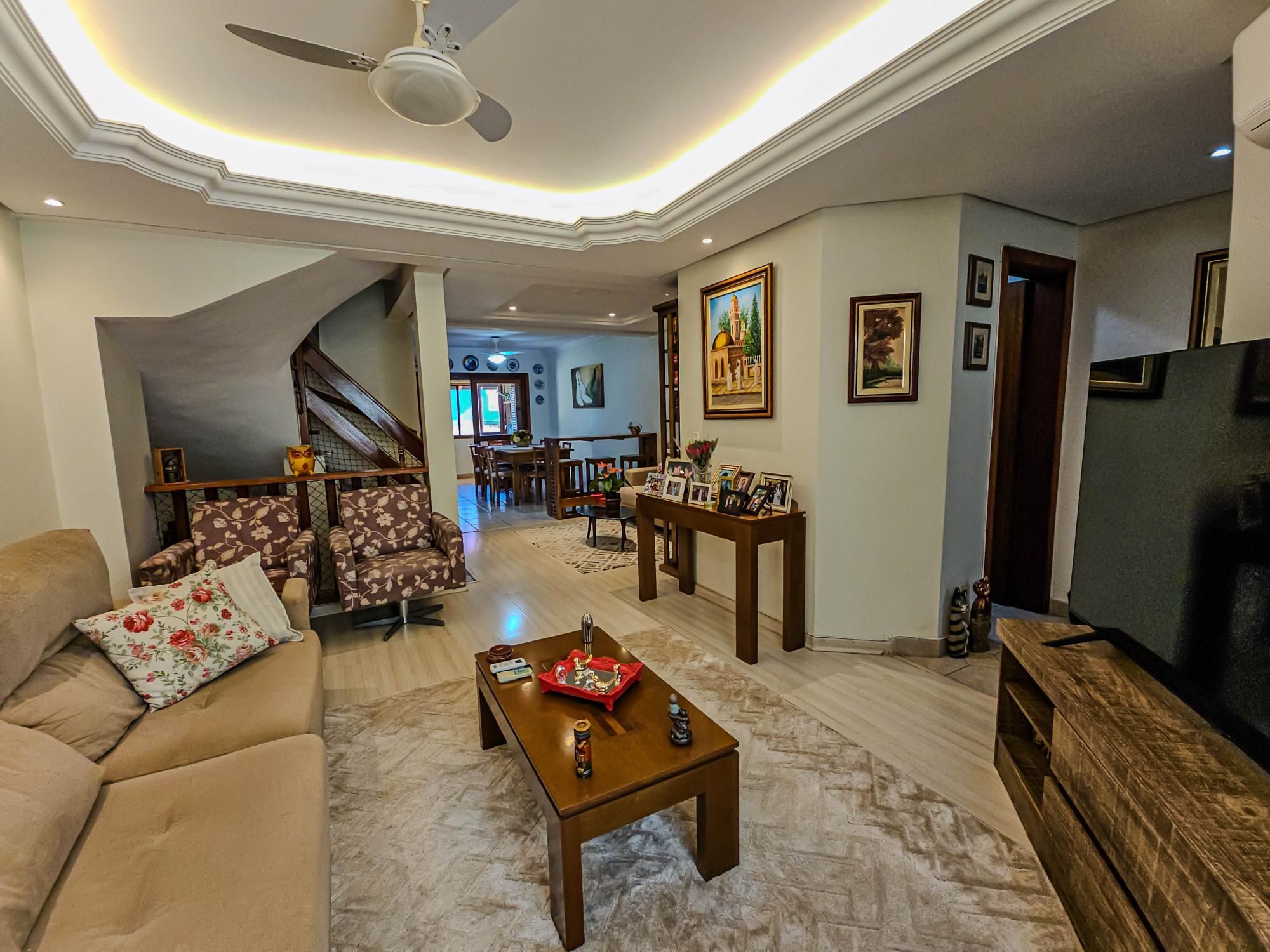 Casa de Condomínio à venda com 3 quartos, 261m² - Foto 3