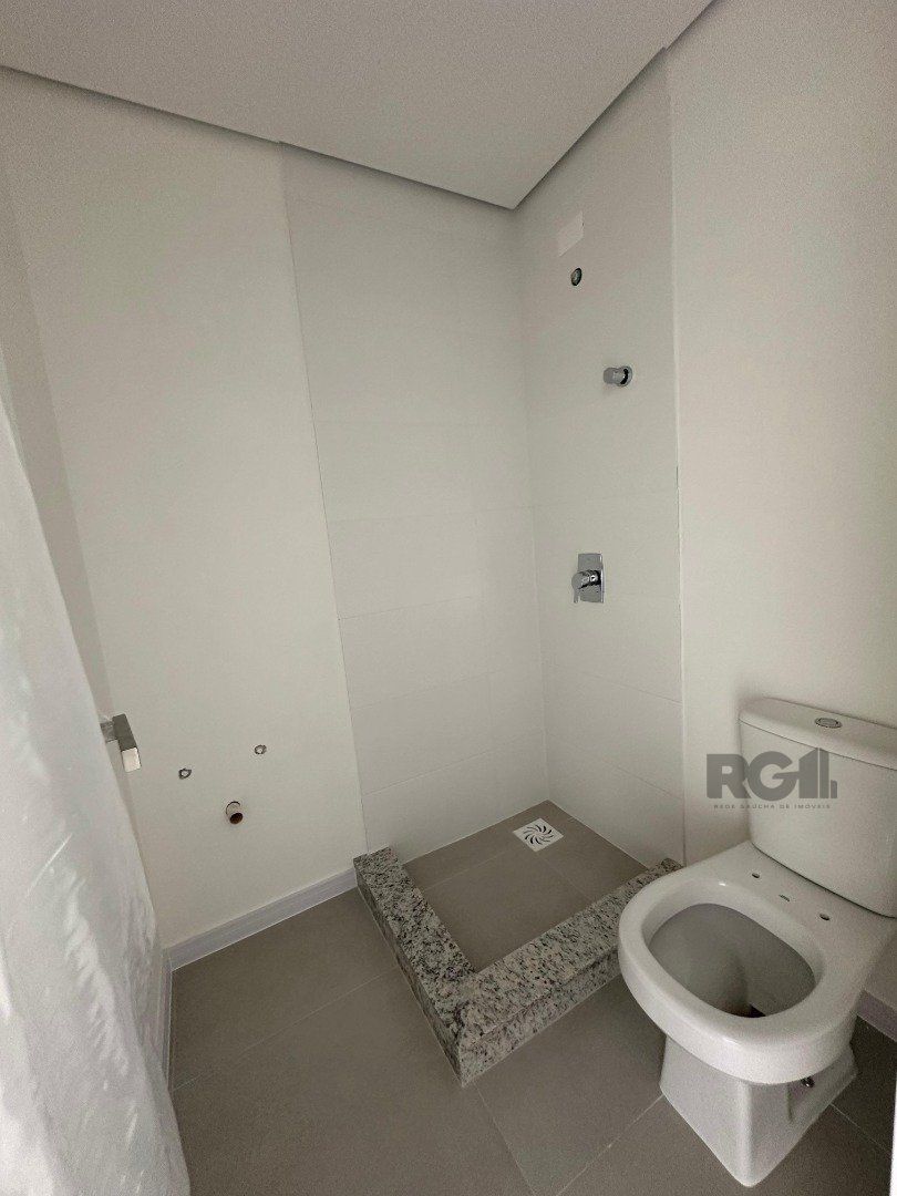 Apartamento à venda com 2 quartos, 62m² - Foto 35