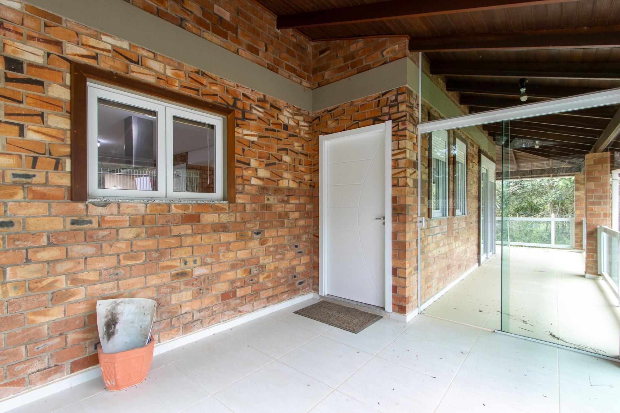 Casa à venda com 3 quartos, 308m² - Foto 6