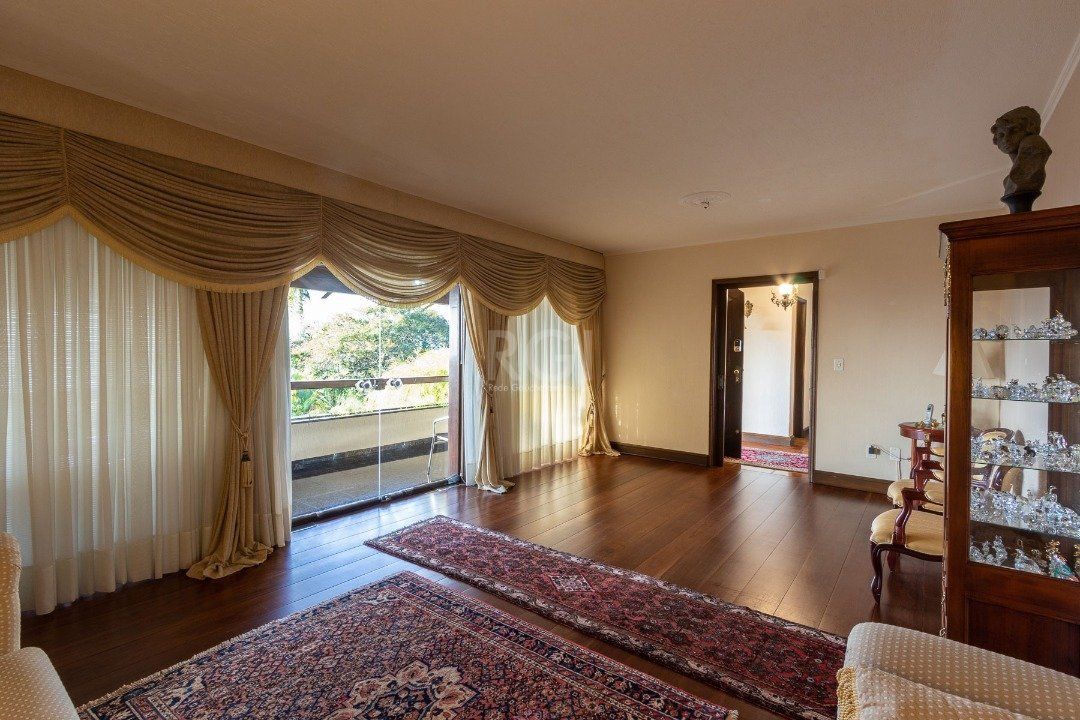 Casa à venda com 4 quartos, 430m² - Foto 16