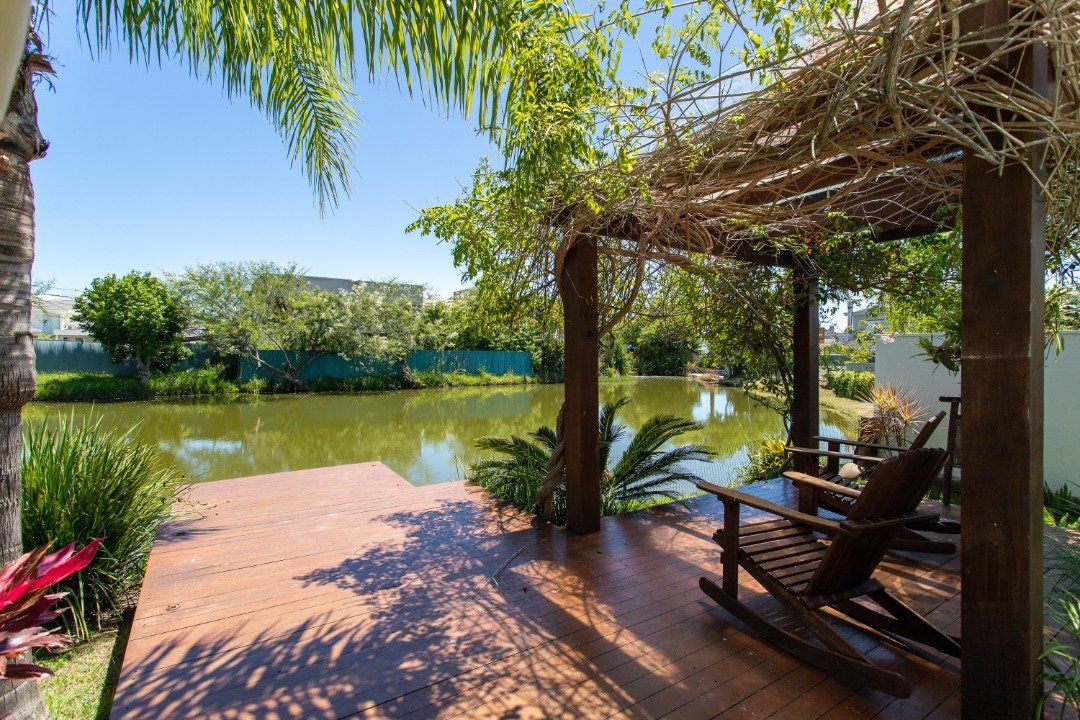 Casa de Condomínio à venda com 3 quartos, 450m² - Foto 27