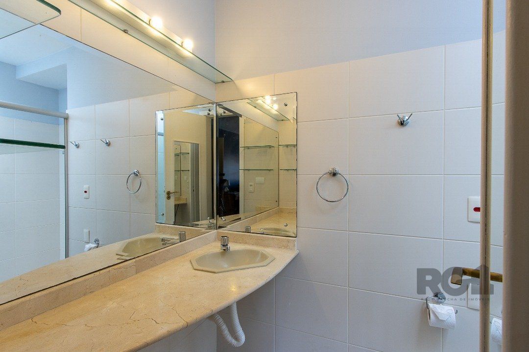 Casa de Condomínio à venda com 3 quartos, 217m² - Foto 48