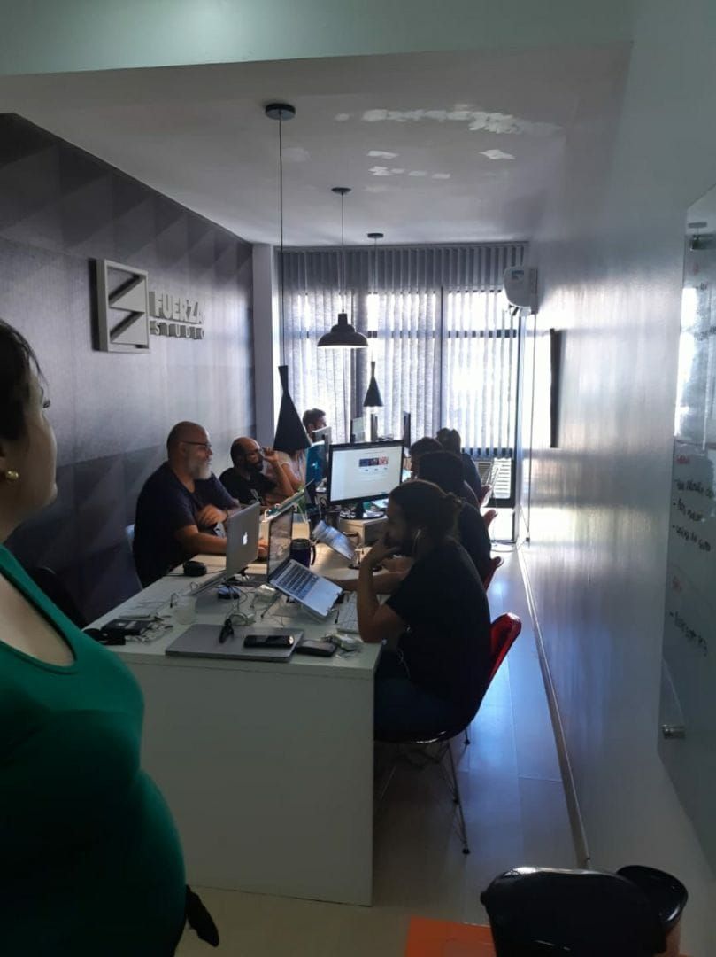 Sala Comercial, à venda, 58 m², Moinhos de Vento - Porto Alegre — foto 2
