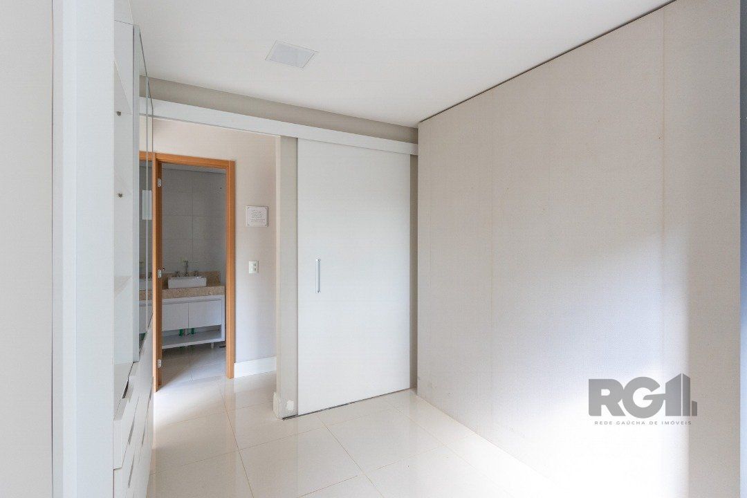 Apartamento à venda com 2 quartos, 65m² - Foto 15