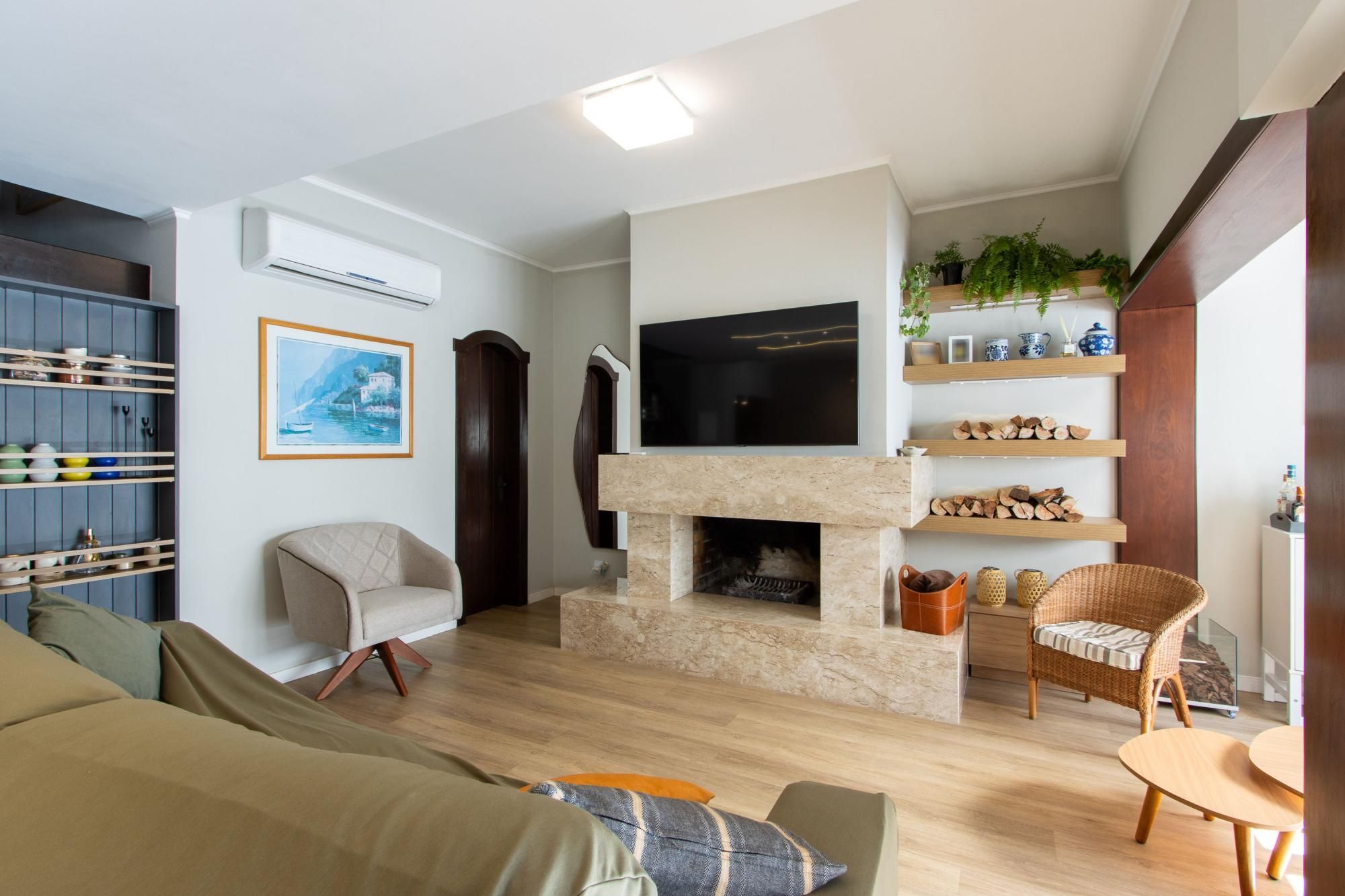 Casa de Condomínio à venda com 3 quartos, 421m² - Foto 1