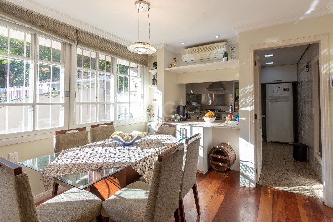 Casa de Condomínio à venda com 3 quartos, 322m² - Foto 18