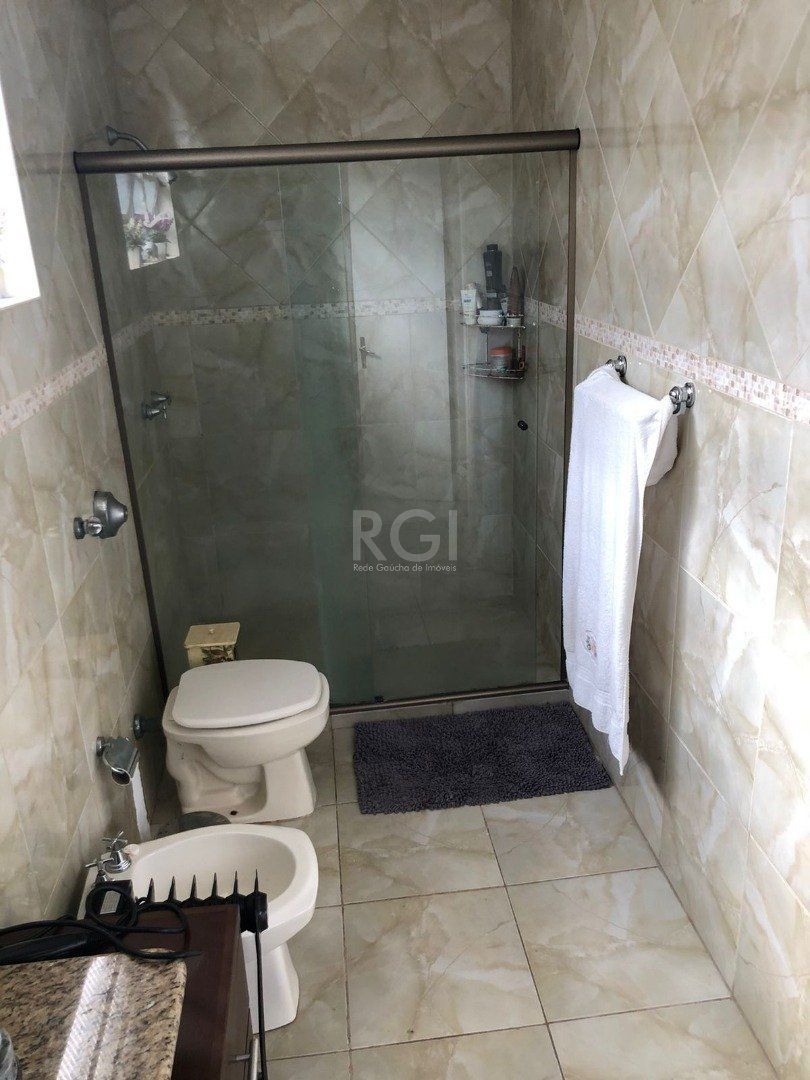 Casa à venda com 3 quartos, 210m² - Foto 20