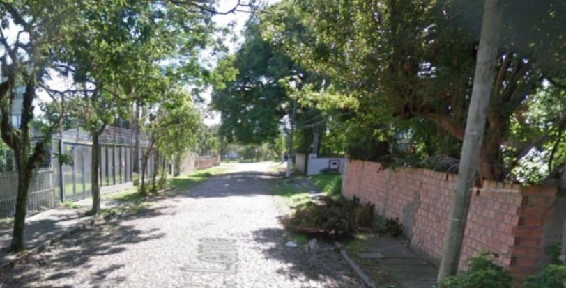 Casa à venda com 4 quartos, 250m² - Foto 2