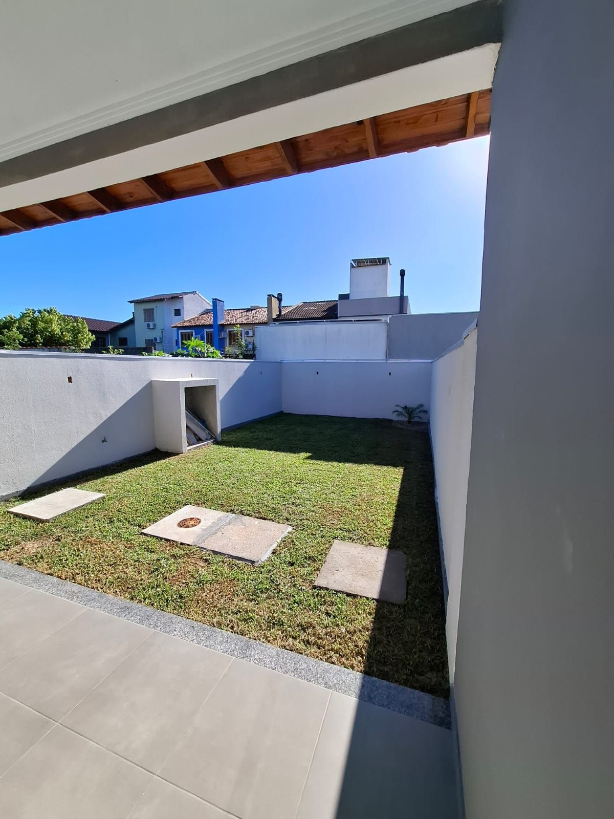 Casa à venda com 3 quartos, 95m² - Foto 8