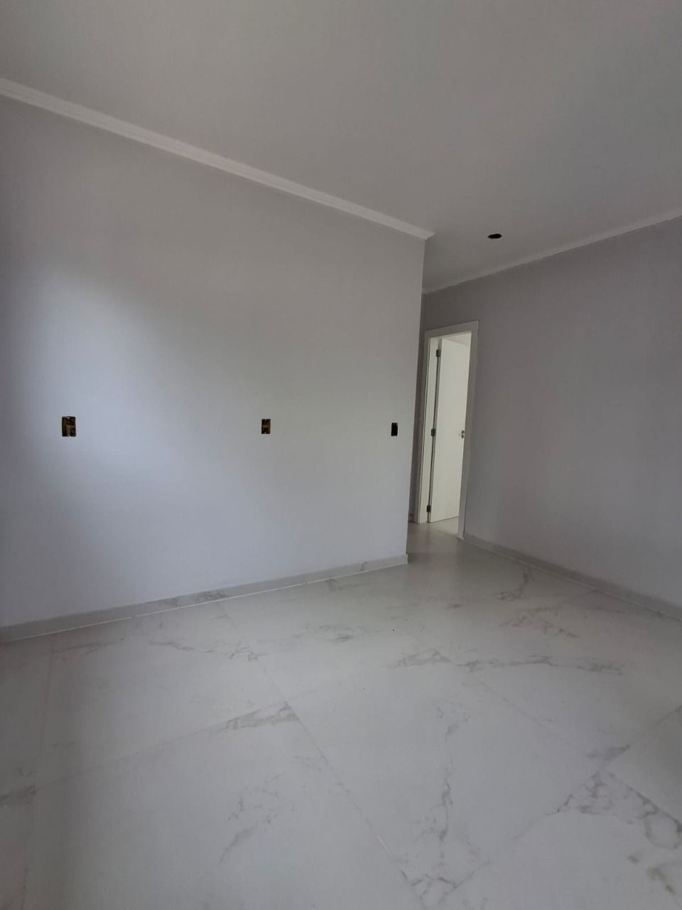 Casa à venda com 2 quartos, 70m² - Foto 7