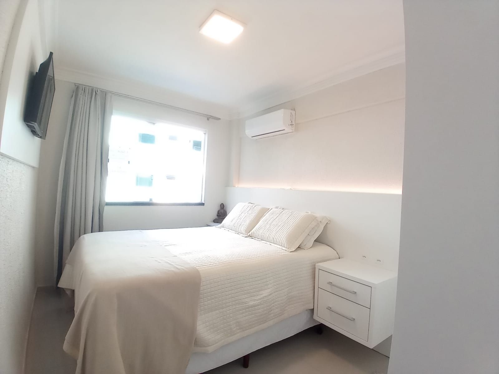 Apartamento à venda com 1 quarto, 45m² - Foto 17