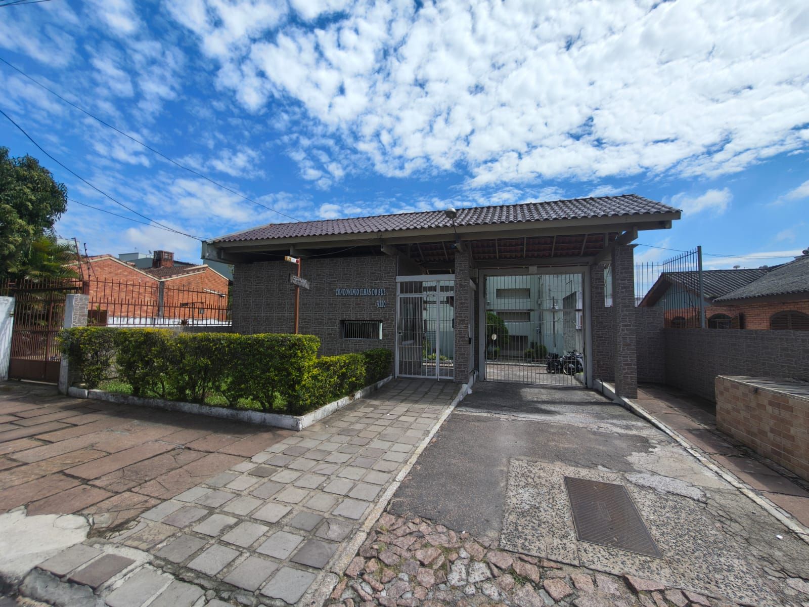 Apartamento, 1 dormitório no bairro Tristeza em Porto Alegre para Comprar