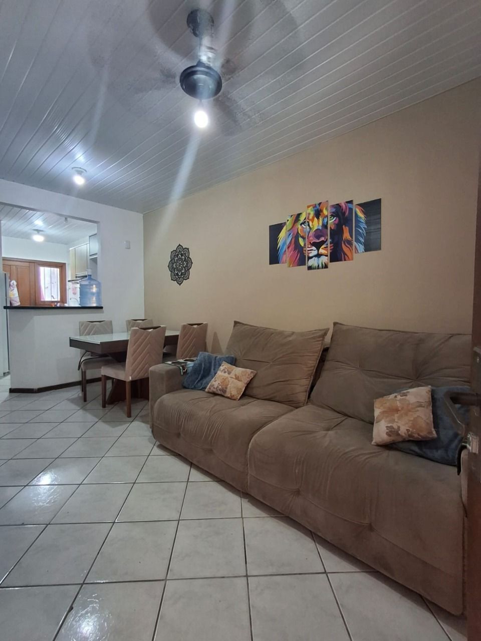 Casa à venda com 2 quartos, 52m² - Foto 3
