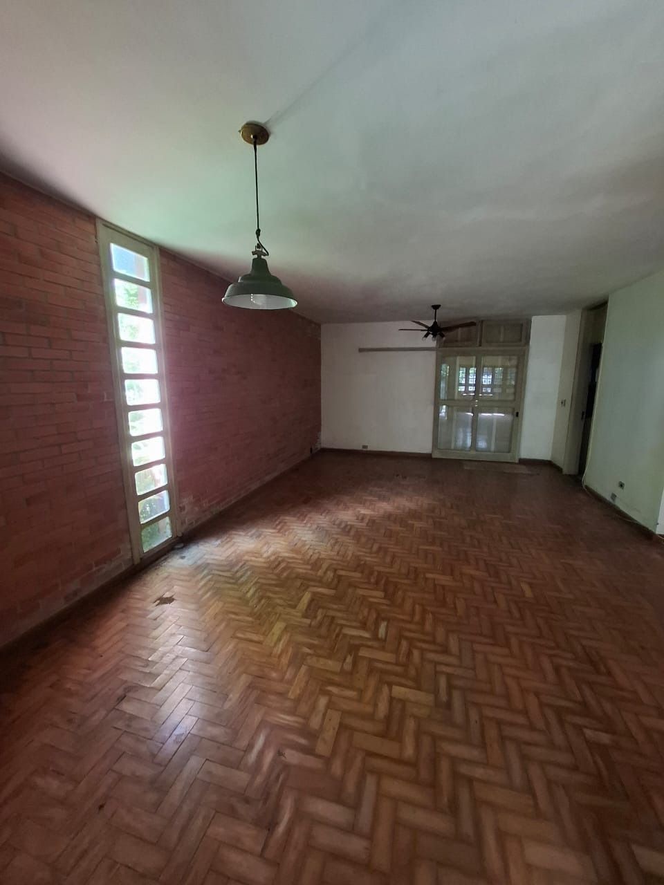 Casa à venda com 4 quartos, 250m² - Foto 37