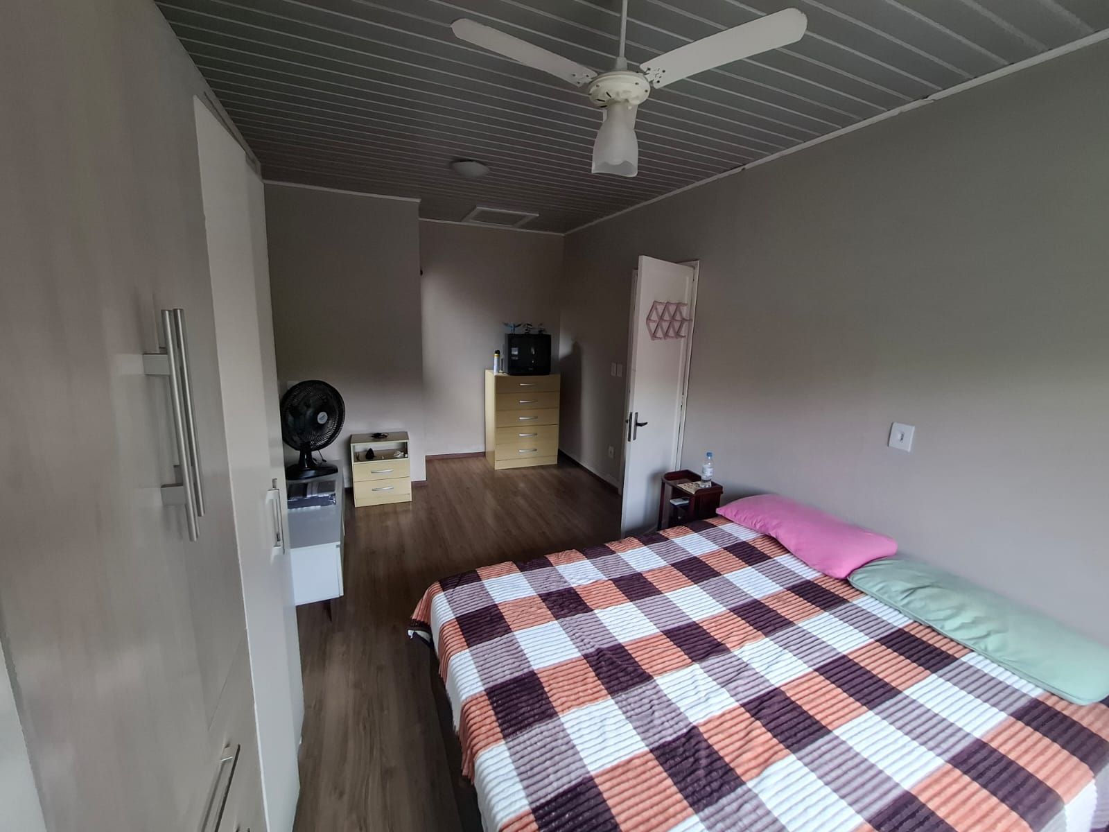 Casa à venda com 4 quartos, 200m² - Foto 19