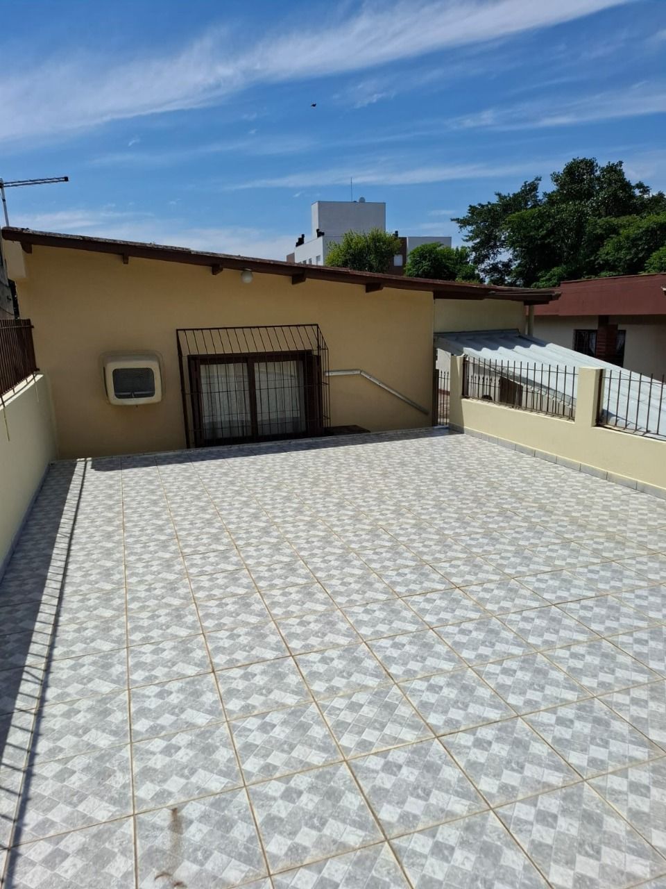 Casa à venda com 4 quartos, 190m² - Foto 7
