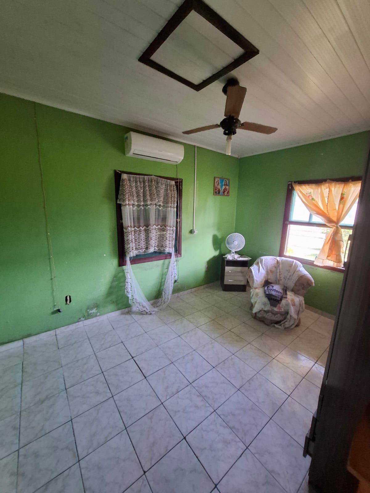 Casa à venda com 3 quartos, 80m² - Foto 9