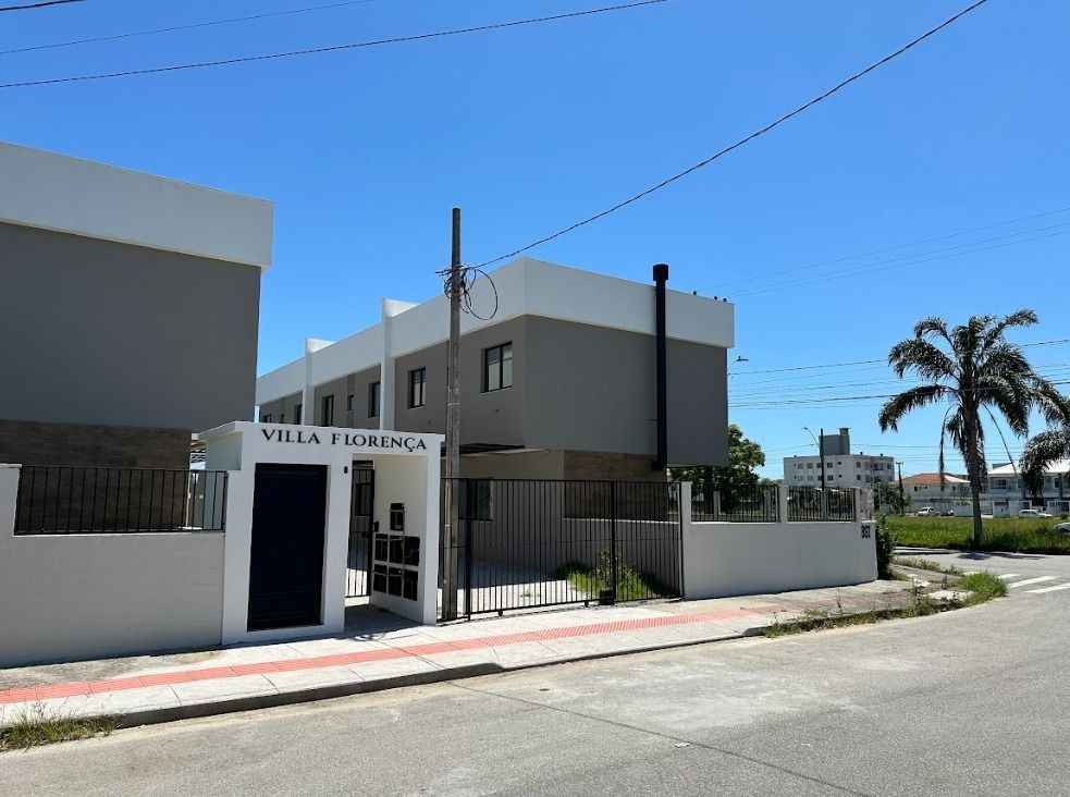 Casa de Condomínio à venda com 3 quartos, 100m² - Foto 2