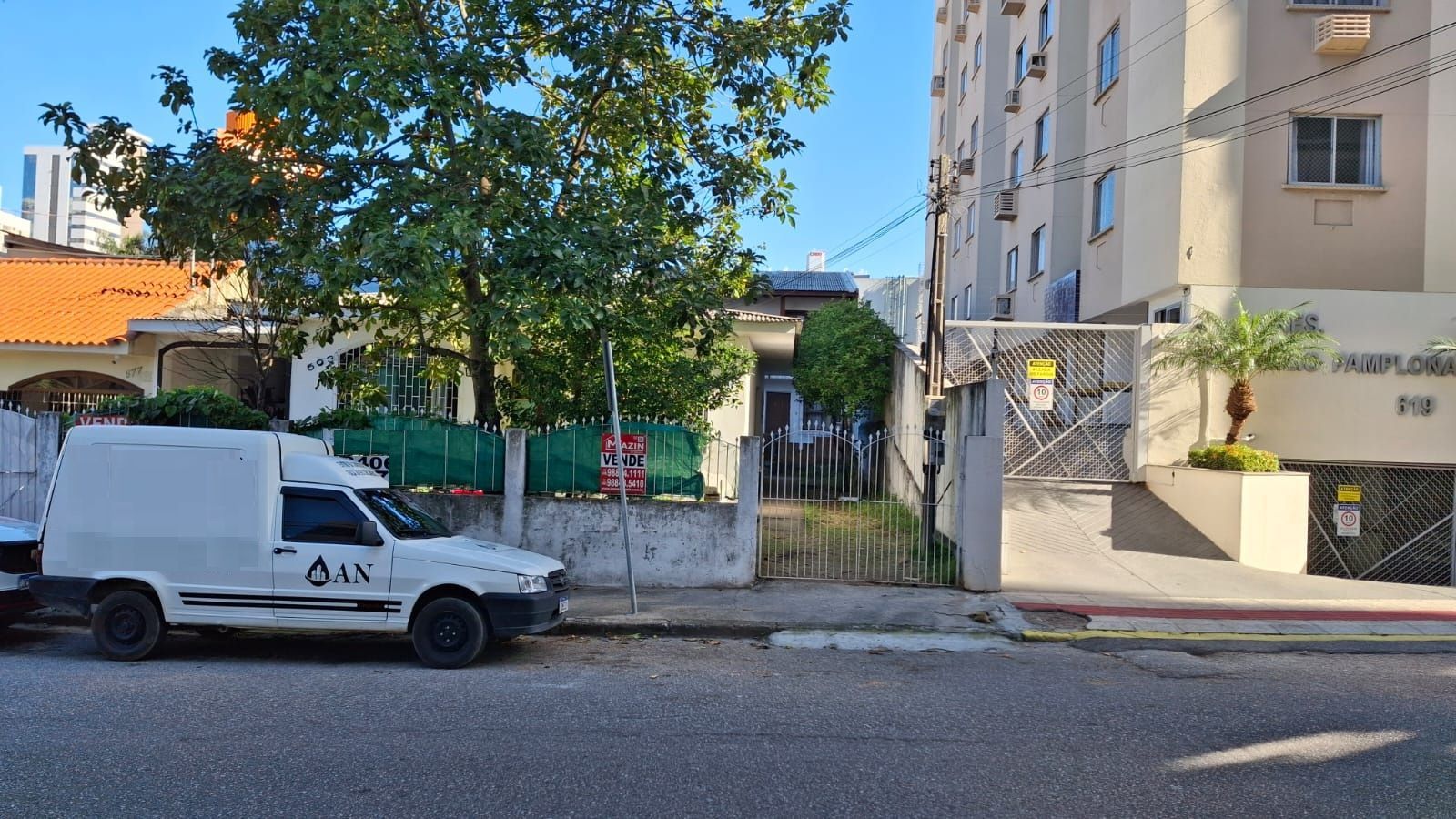 Terreno à venda, 380m² - Foto 1