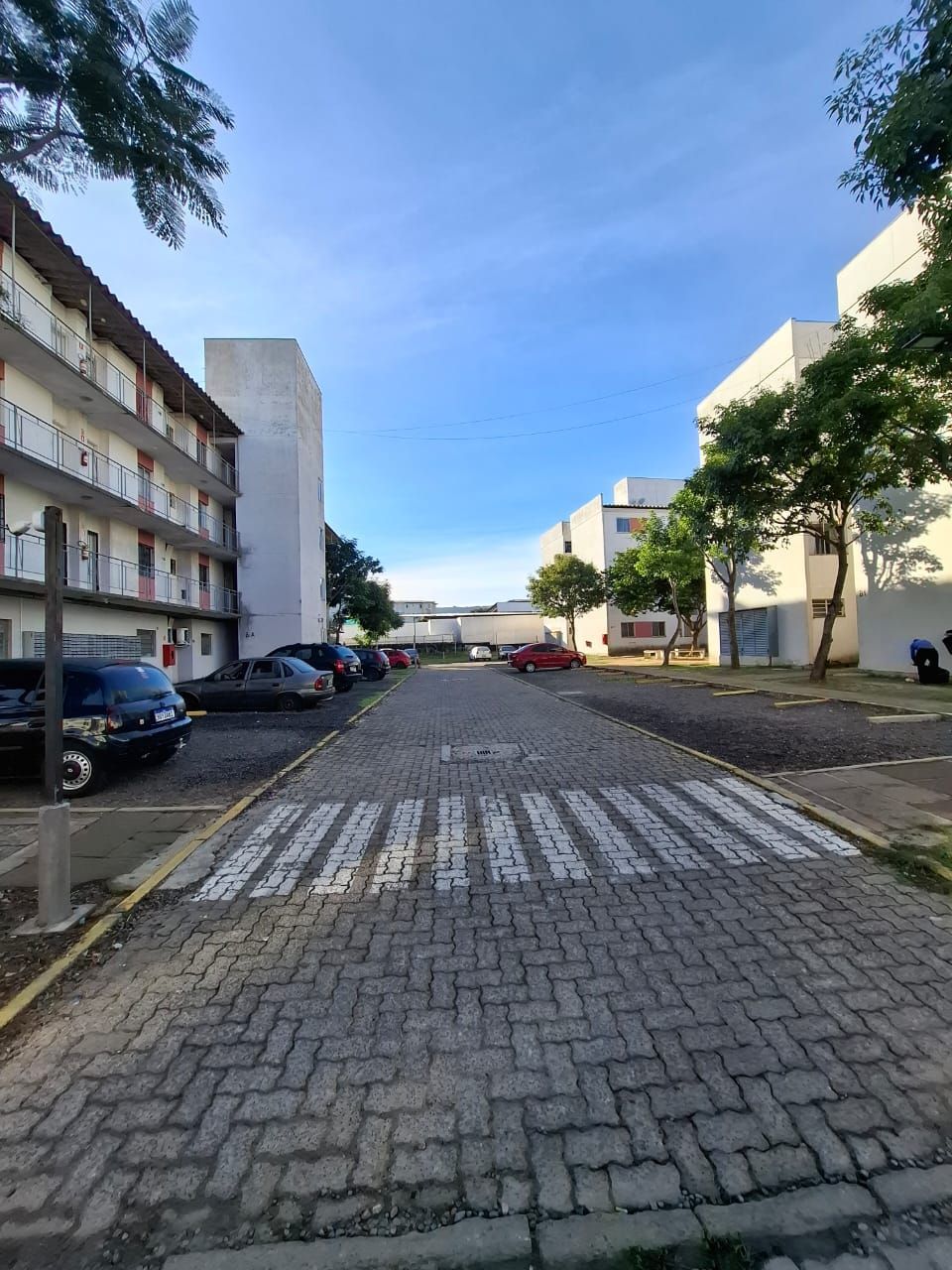 Apartamento à venda com 35m², 1 quarto, 1 vaga no bairro Restinga em Porto Alegre