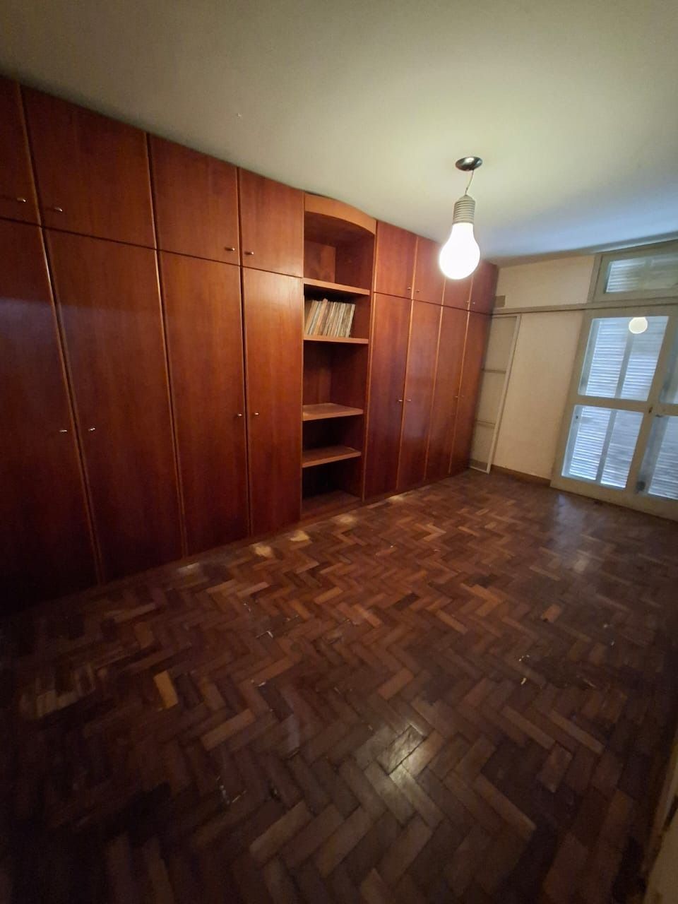 Casa à venda com 4 quartos, 250m² - Foto 25