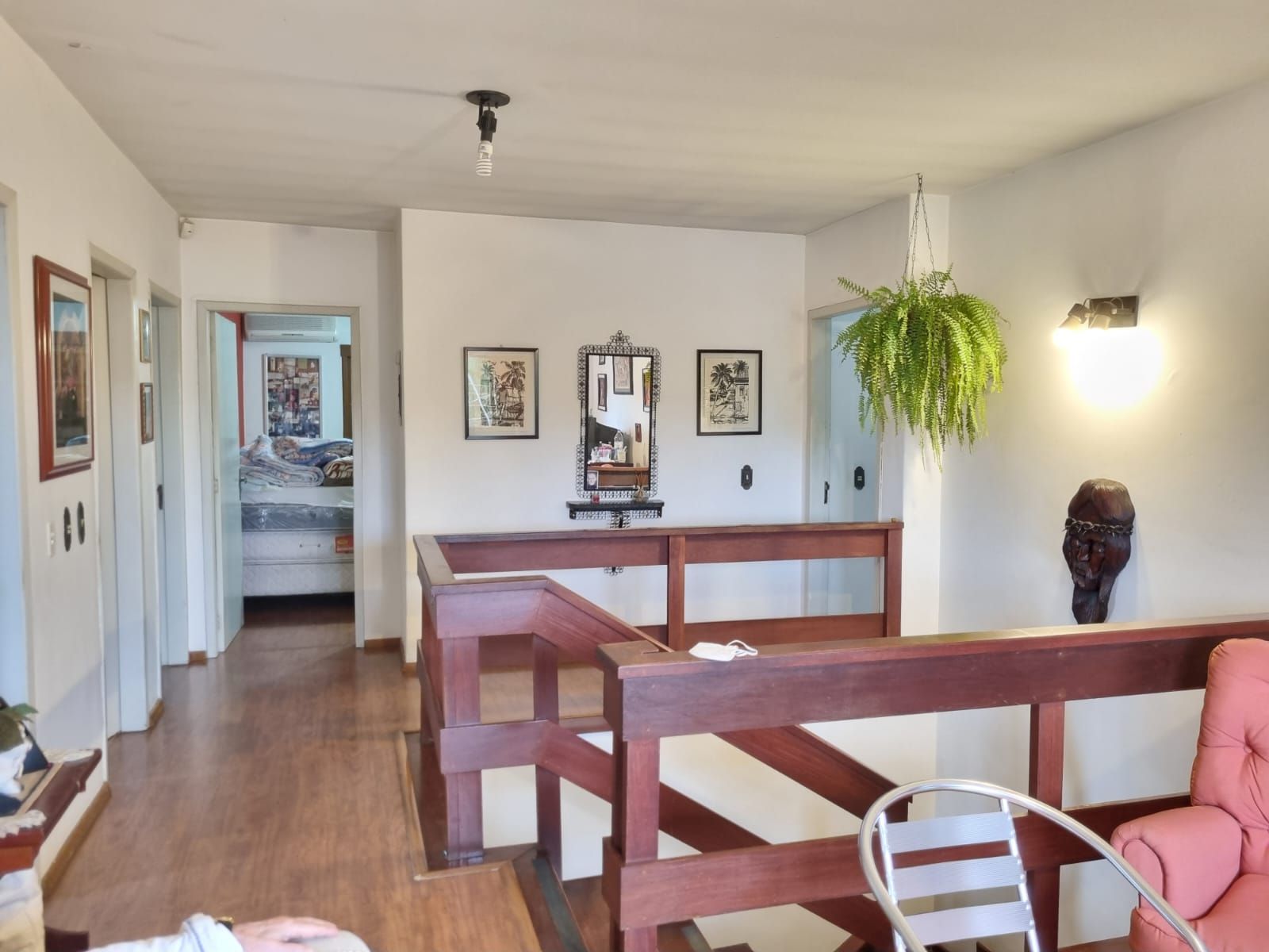 Casa / Sobrado bem grande 266 m² - Vila João Pessoa - Porto Alegre - Preço bem atrativo