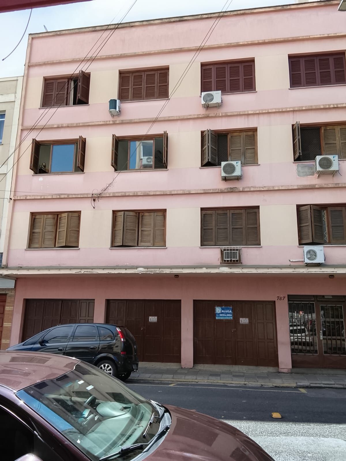 Apartamento com 69m², 3 dormitórios no bairro Centro Histórico em Porto Alegre para Comprar