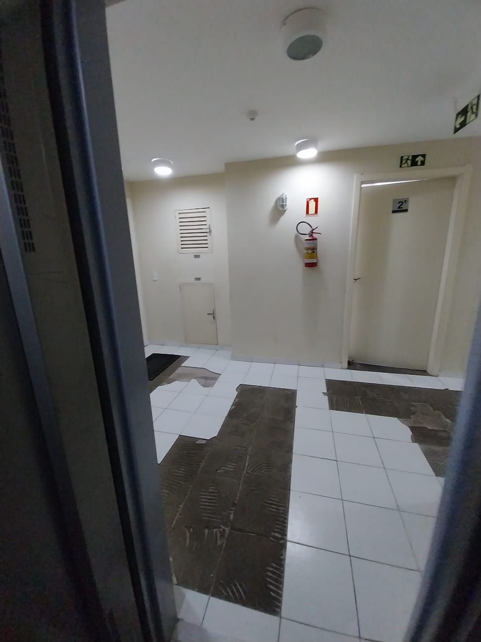 Apartamento à venda com 2 quartos, 46m² - Foto 43