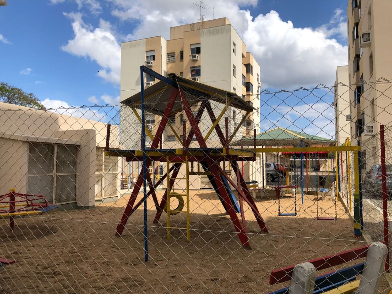 Apartamento à venda com 2 quartos, 52m² - Foto 17