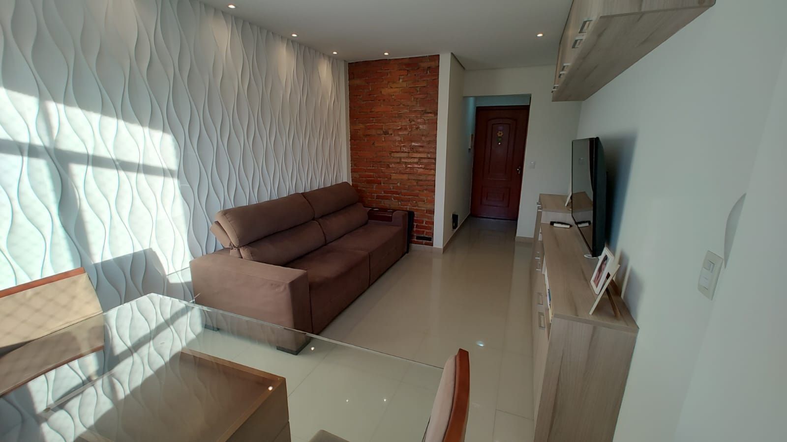 Apartamento à venda com 1 quarto, 55m² - Foto 2