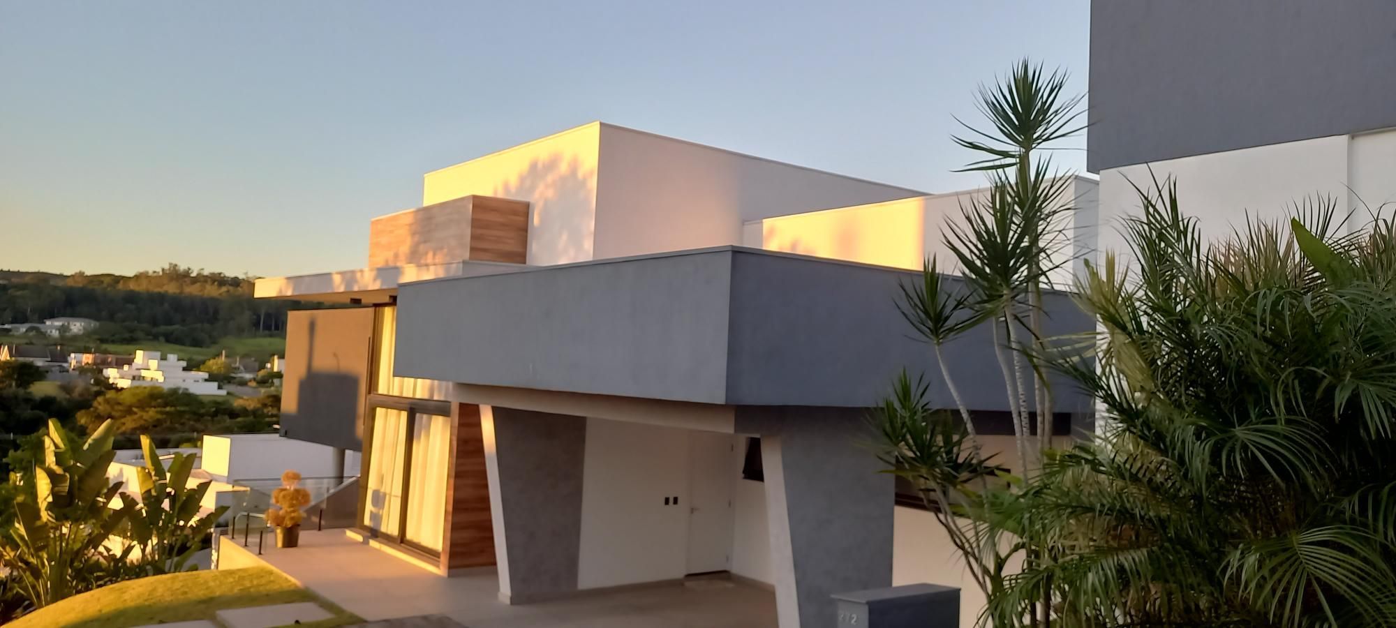 Casa de Condomínio à venda com 3 quartos, 270m² - Foto 2
