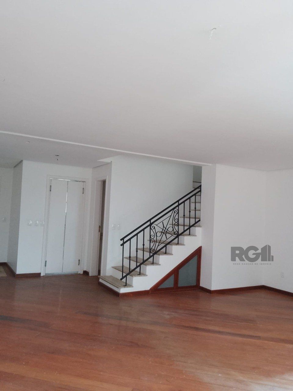 Casa de Condomínio à venda com 3 quartos, 212m² - Foto 6
